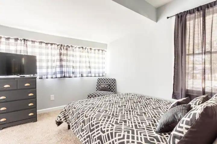 Heights Haven Villa Tampa Bagian luar foto