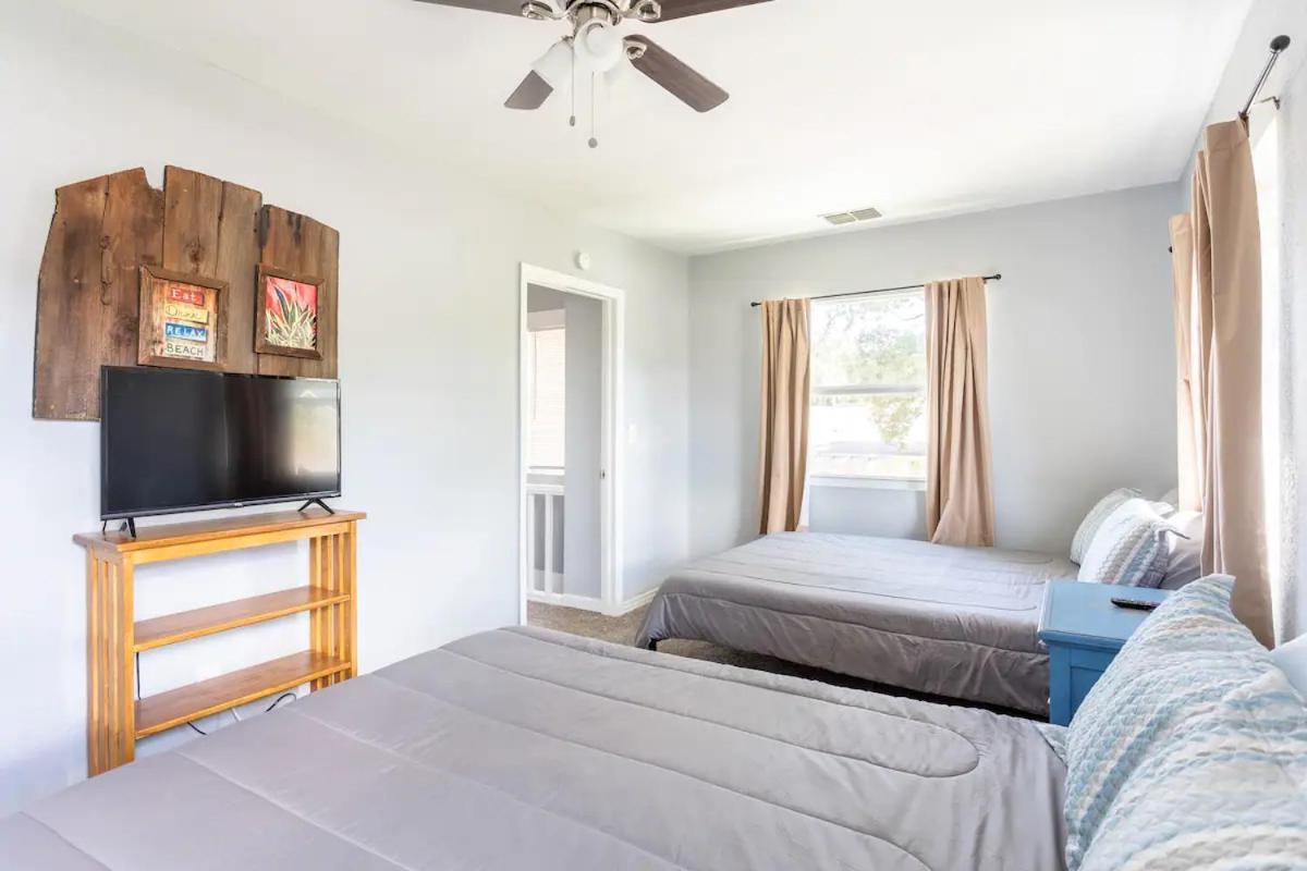 Heights Haven Villa Tampa Bagian luar foto